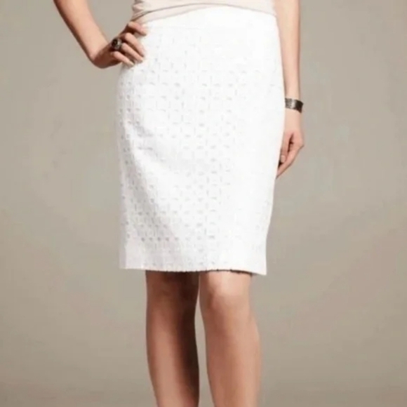 Banana Republic Dresses & Skirts - Banana Republic White Eyelet Romantic Cottagecore Pencil Skirt 10